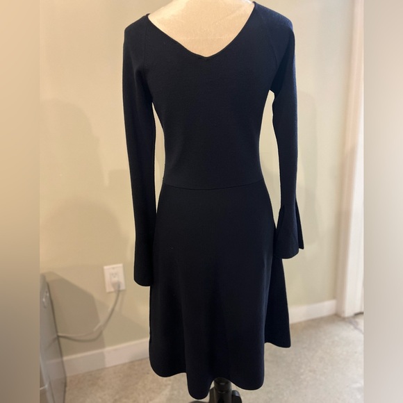 Ann Taylor Classic Navy Long Sleeve V Neck Sweater Dress Size Small - Picture 4 of 14